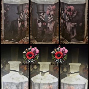 Skeleton bride & groom bottle light